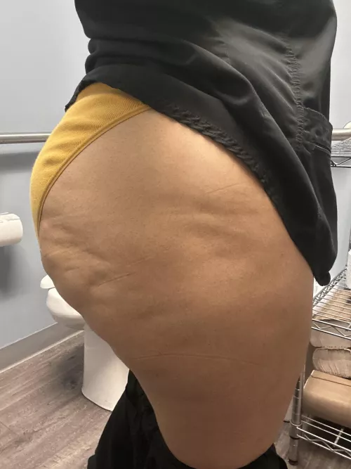 Is my wife’s ass bigger than your wife’s?😏