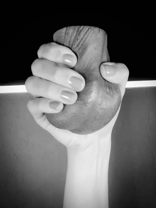 My grip on his grapes 😈