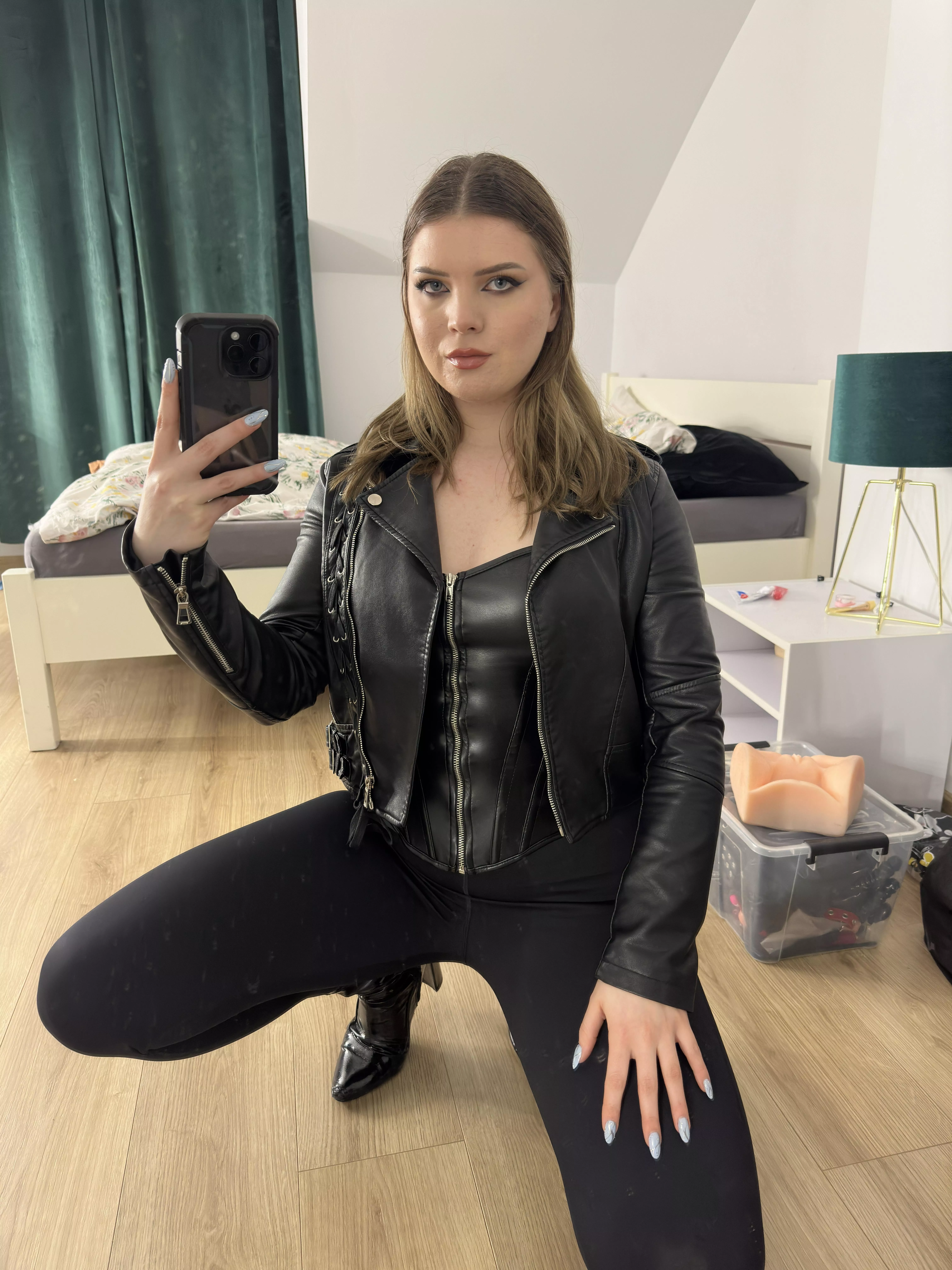 my leather jacket and corset + leggins