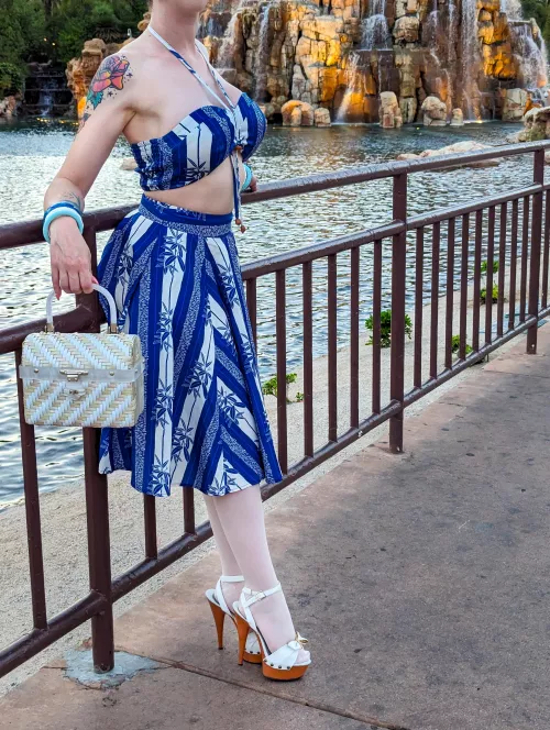 Wouldn't you like to bend me over this railing?