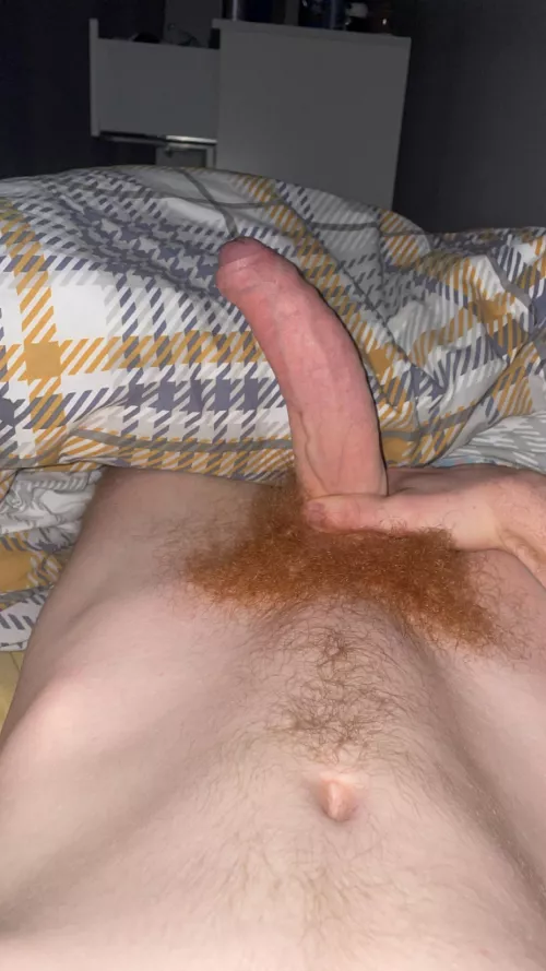 18, dl with 9”, hmu to jerk. show face. snap: owen_0p0