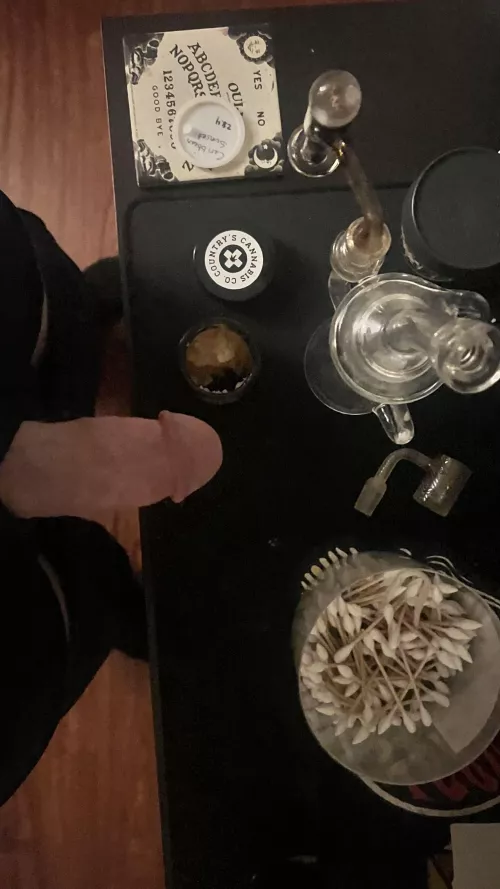 Anybody wanna do dabs?(m)