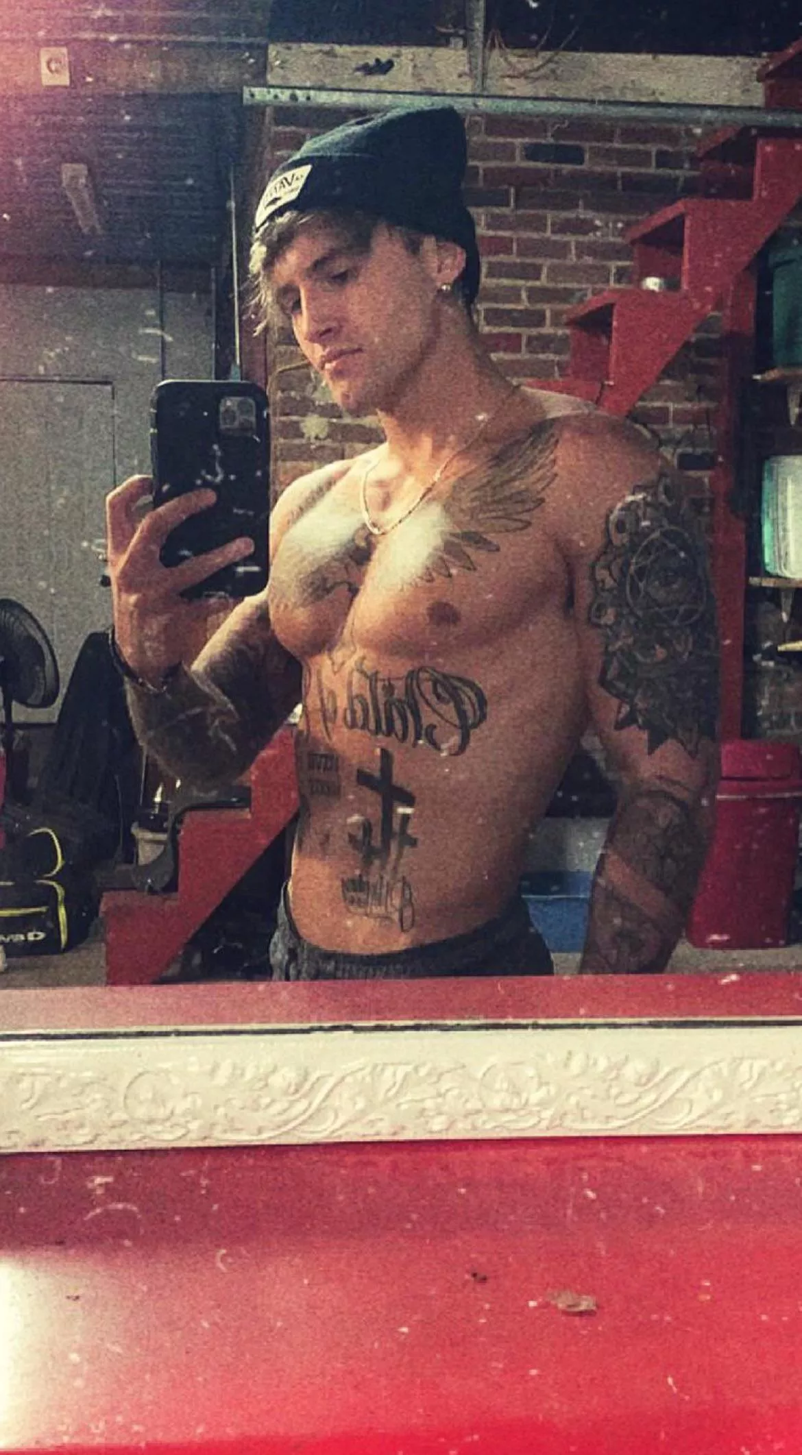 Been working on myself, time to show off 👀