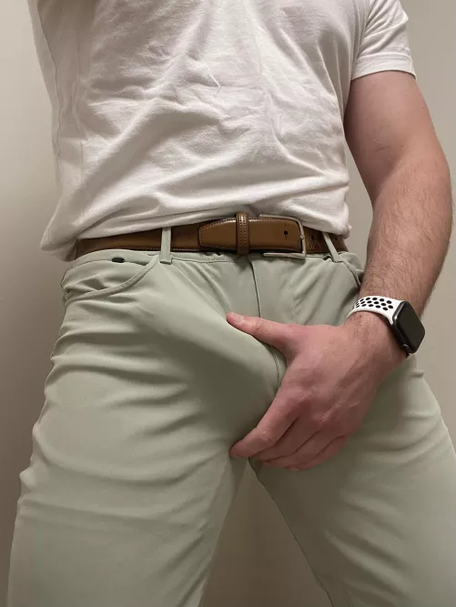 Catching glances all day