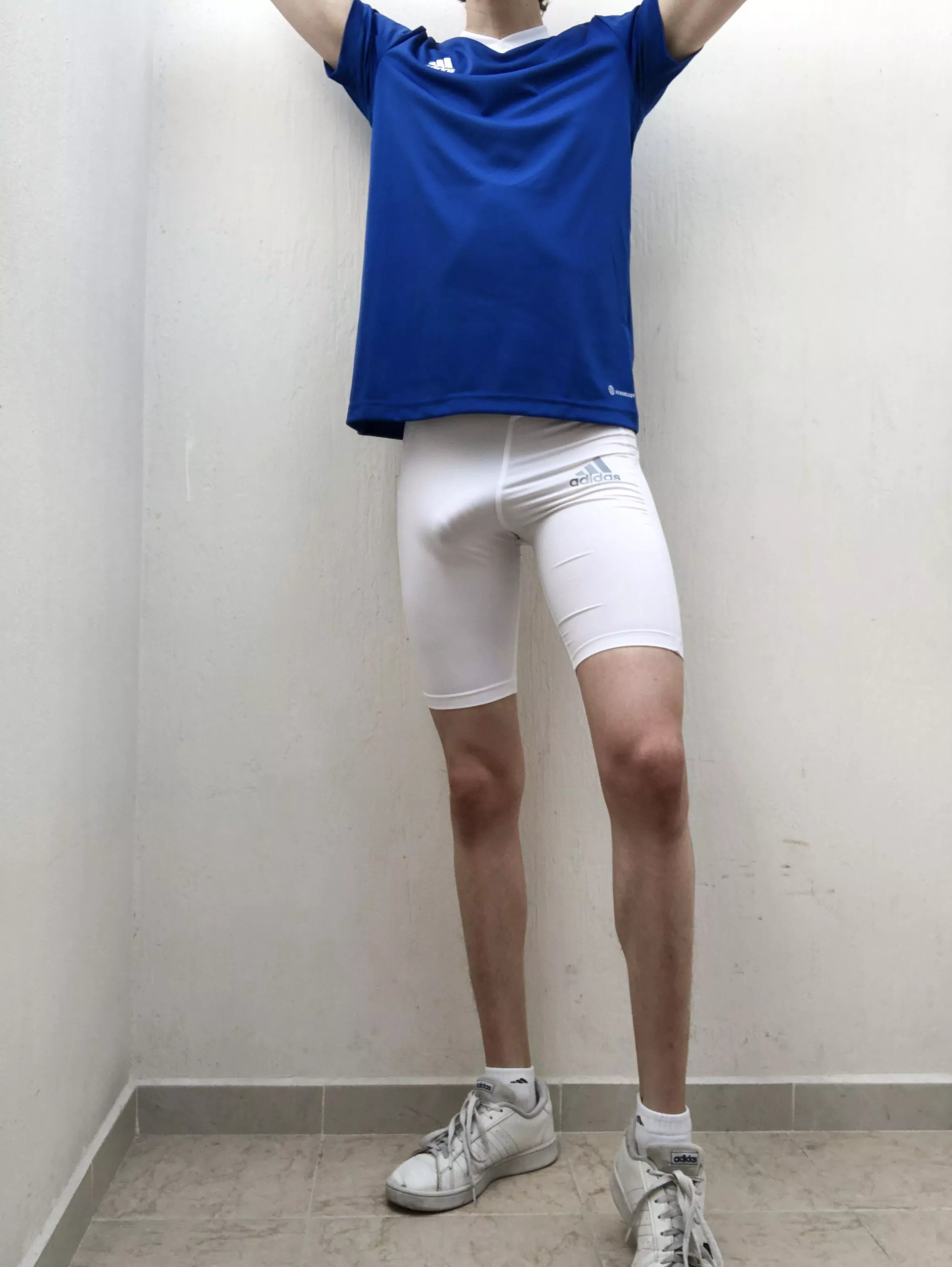 Do you like my gym outfit?