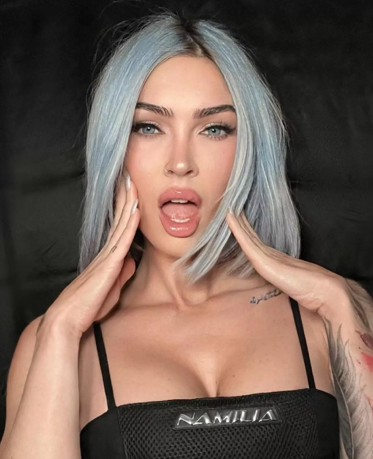 Drain my throbbing cock for Megan Fox or Jessica Biel?