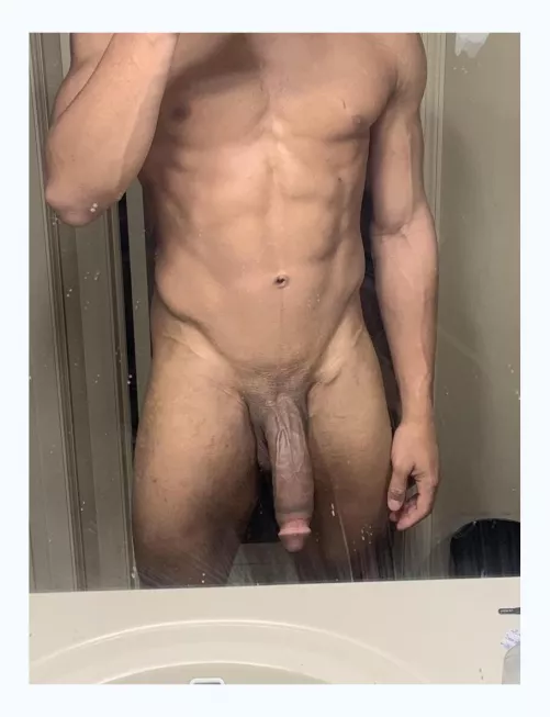 Dwddy is horny! Needs a throat!