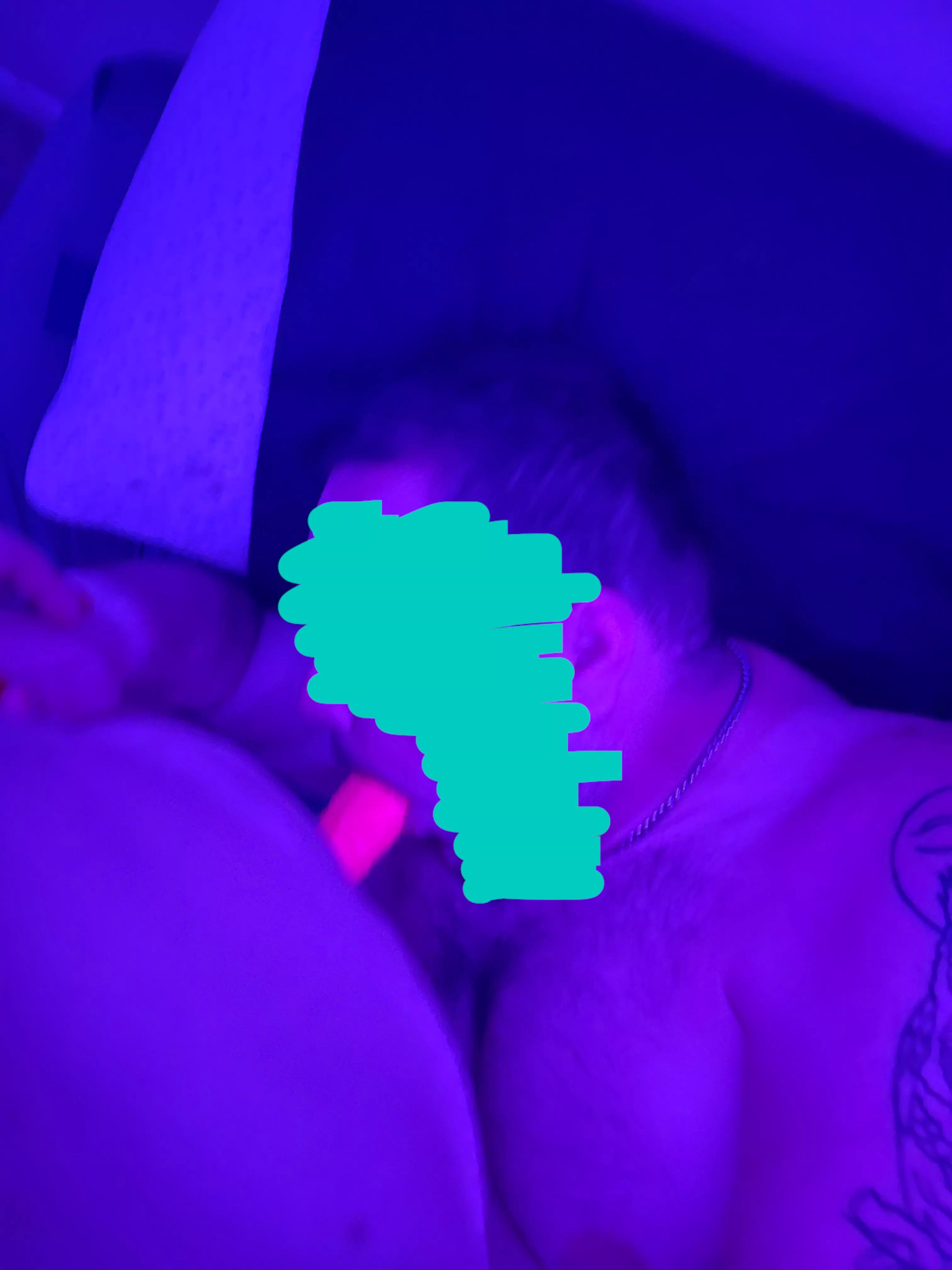 I love how he sucks my cock like he’s begging for it 😈