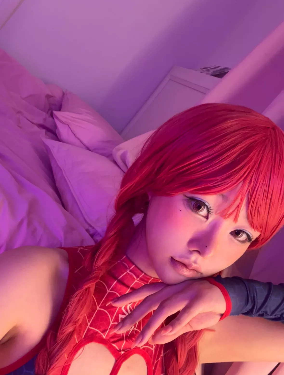 I'm here to say hi and wish you a wonderful day :)