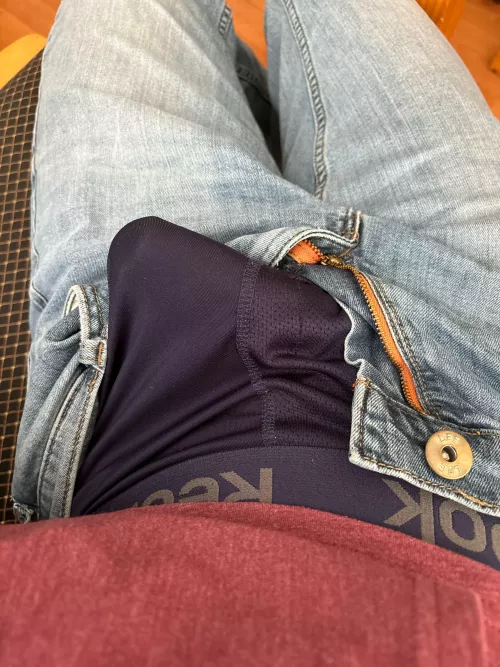 It really does not want to remain in these pants