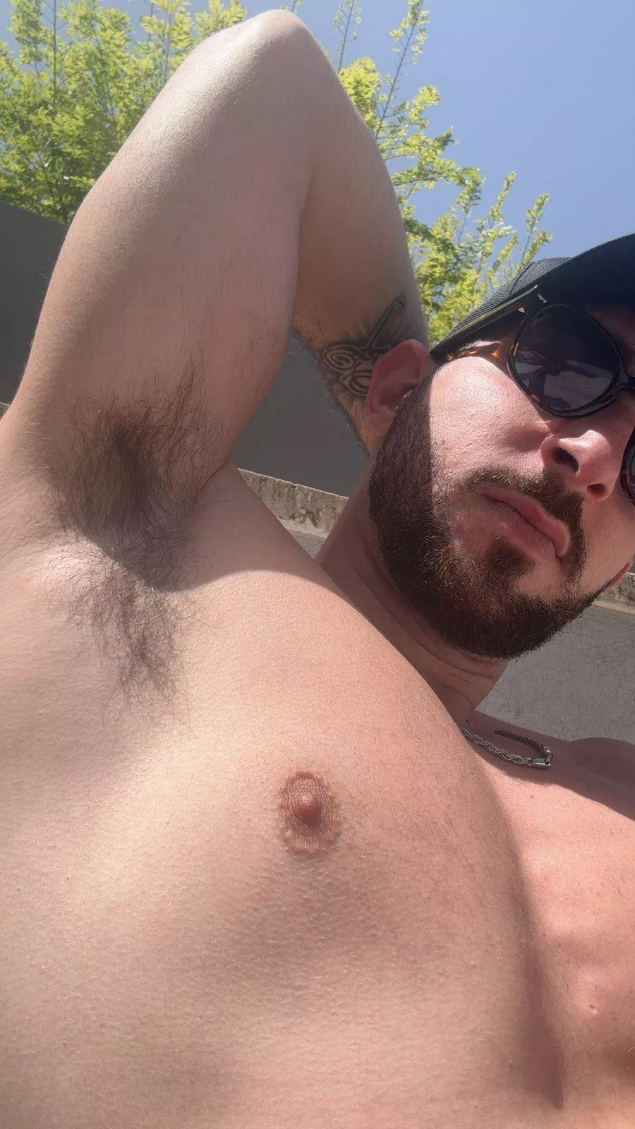 It's sunny day come and take a sniff