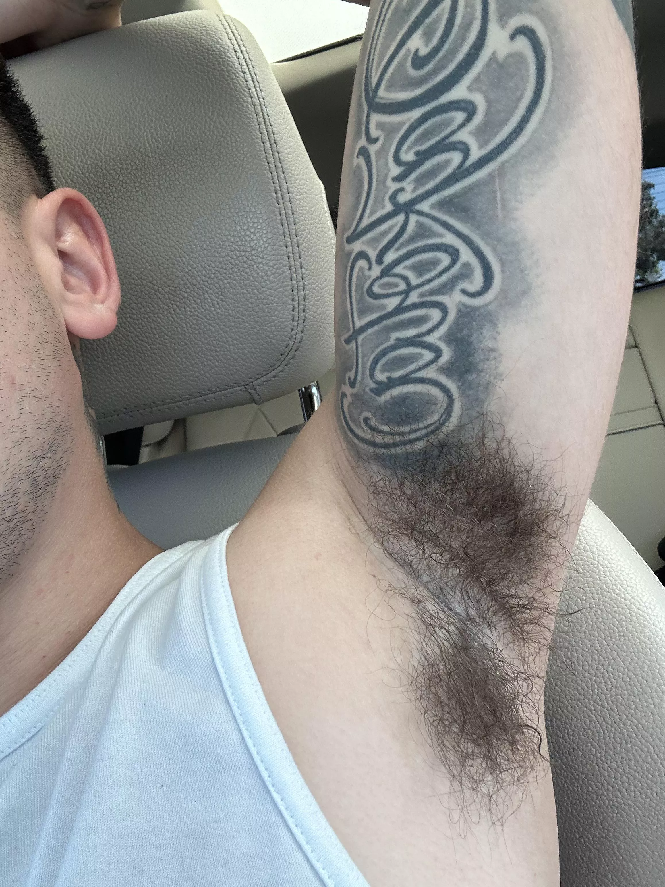 Tank top weather 🕶️