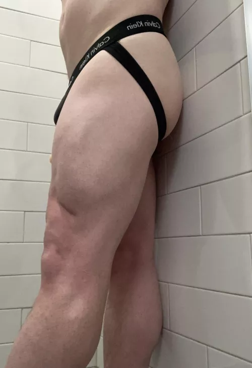 Try And Grab A Strap It’s Tight