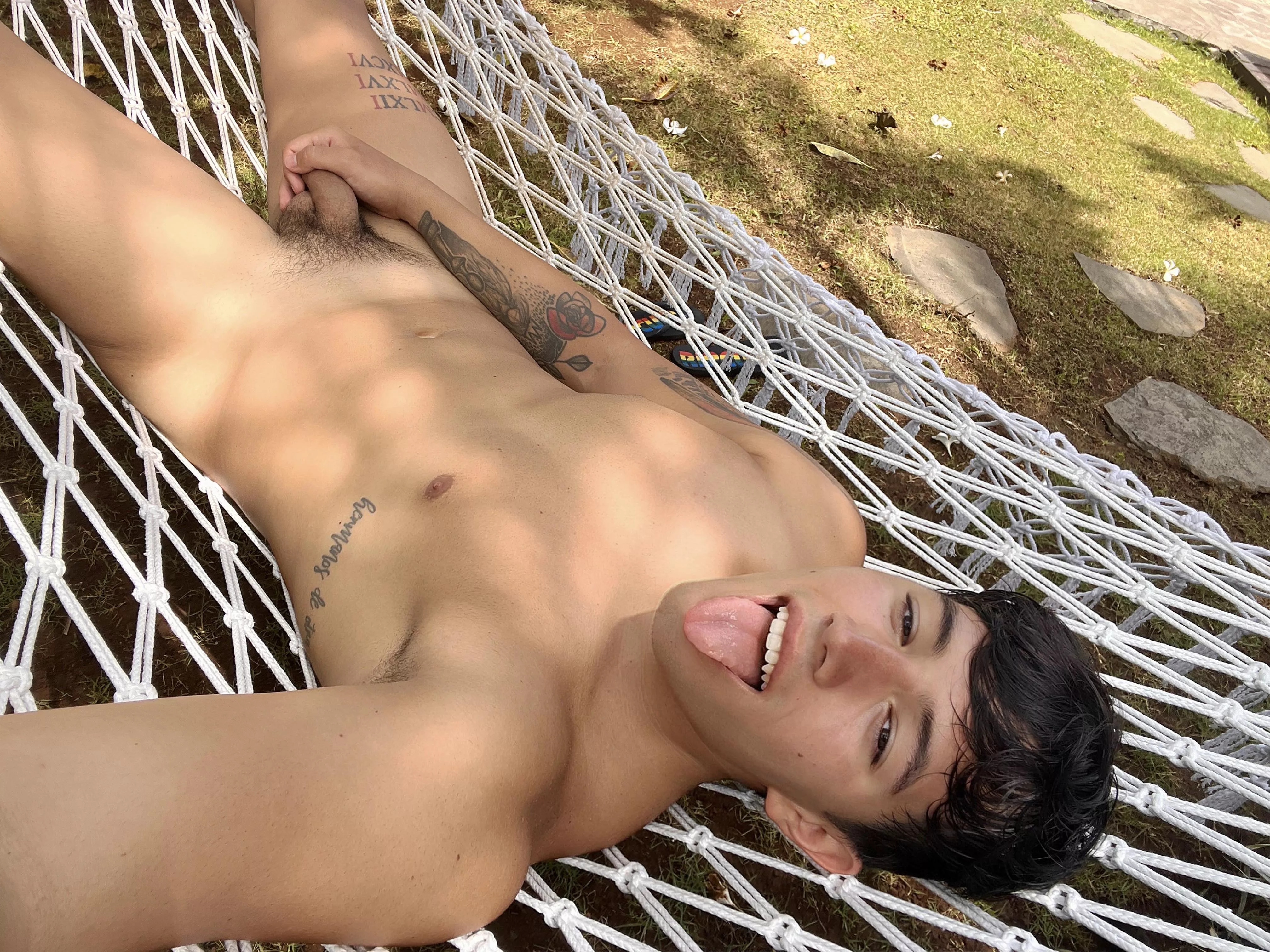 Want to lay down on me? 🤪