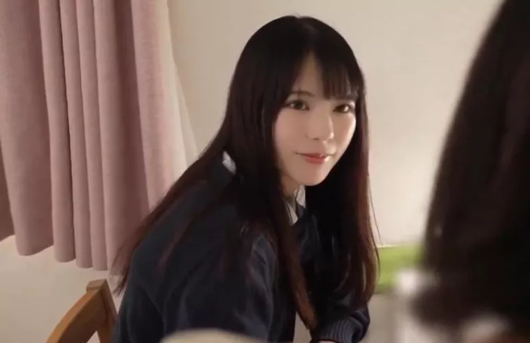 What is the name or code of the actress TIA