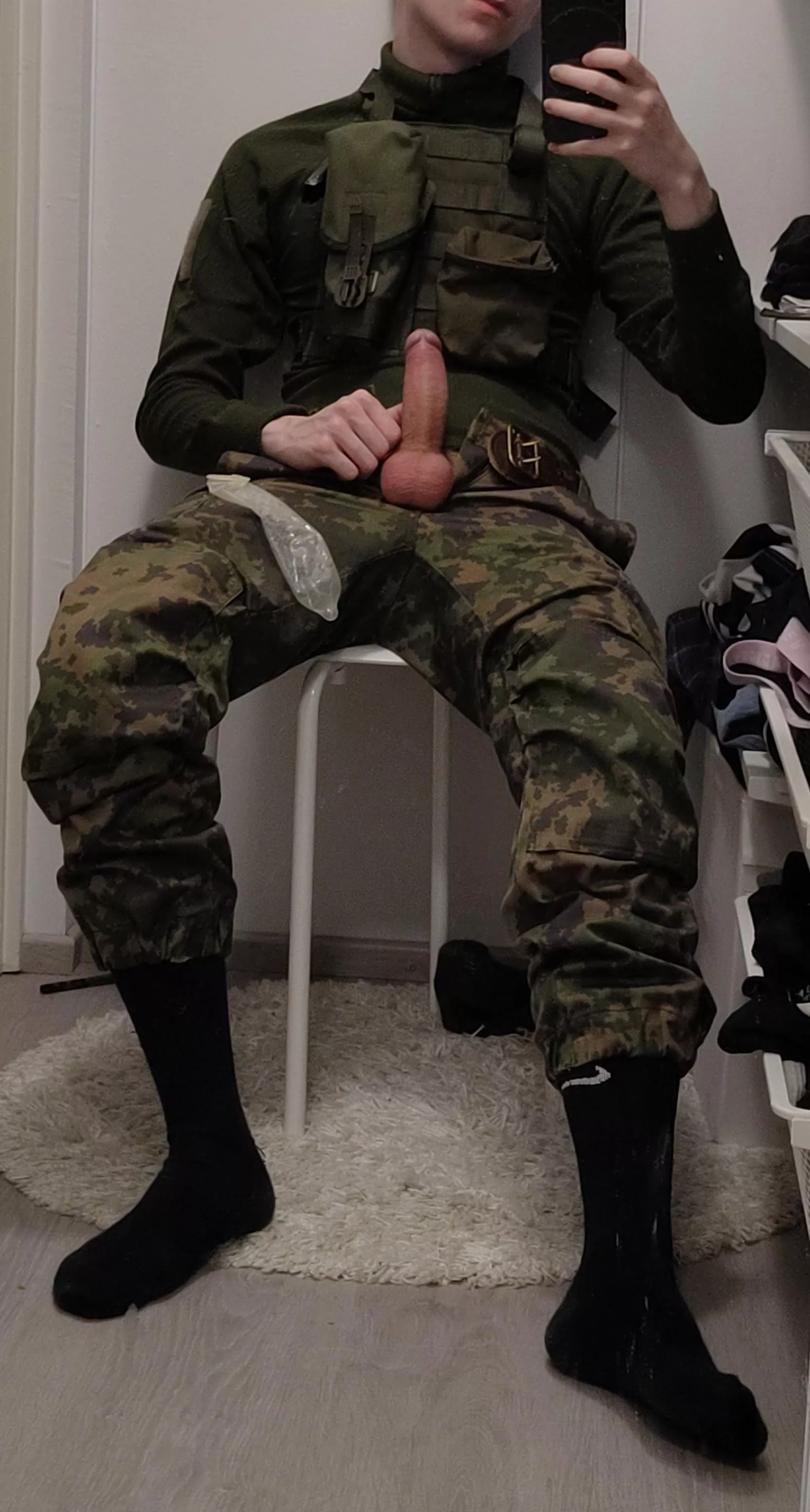 With or without the condom?😜🍆[20]