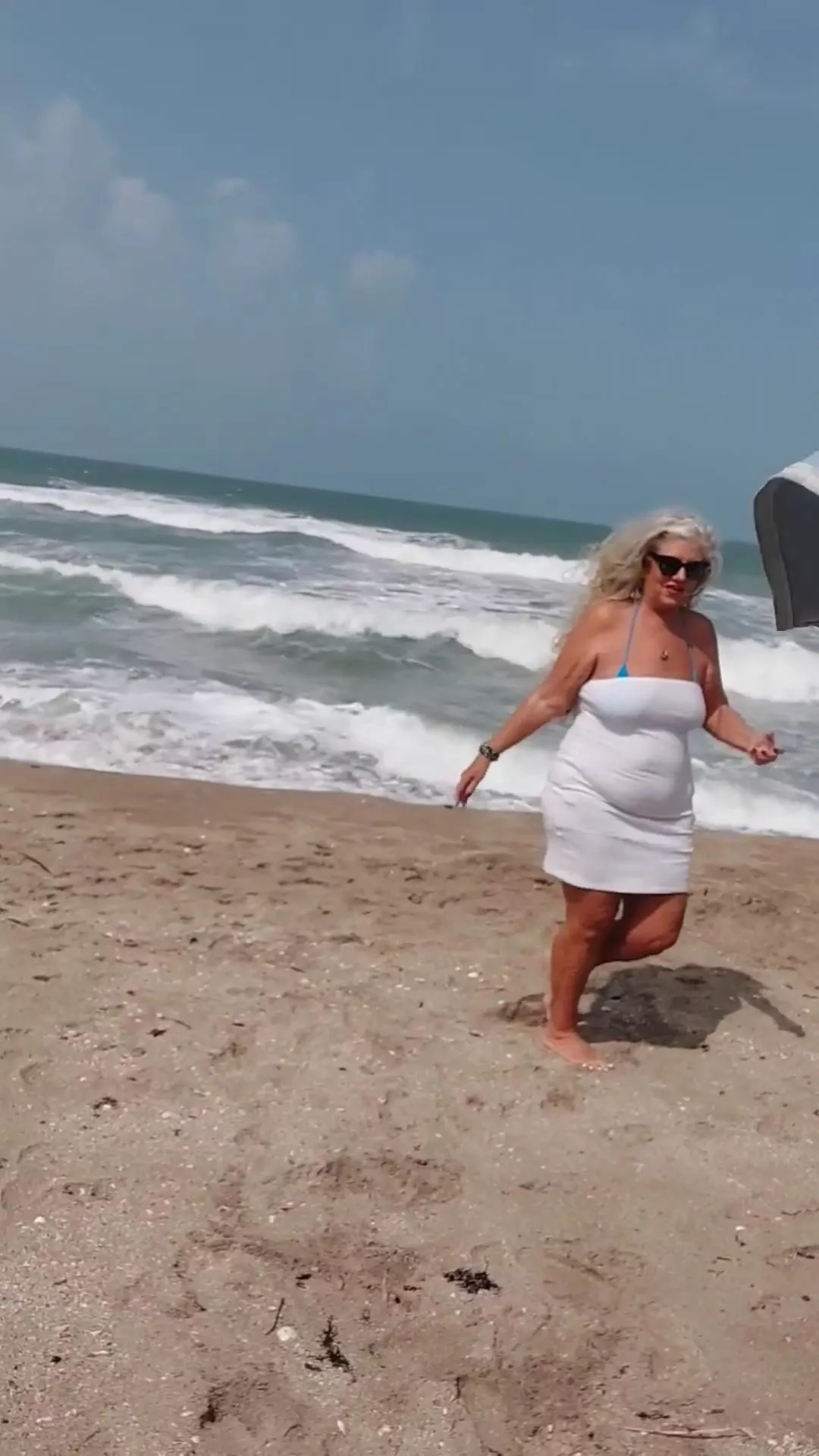 An afternoon by the sea