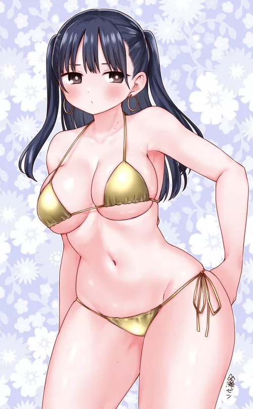 Anna Yamada Showing Off In Her Golden Bikini 