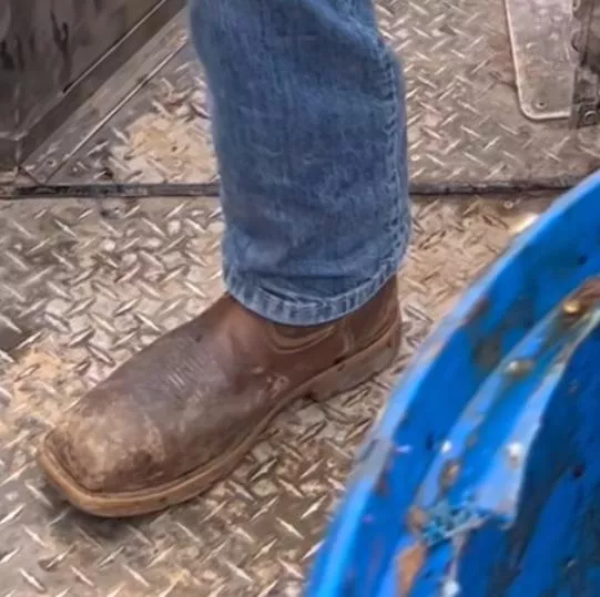 Anyone know which boots these are?