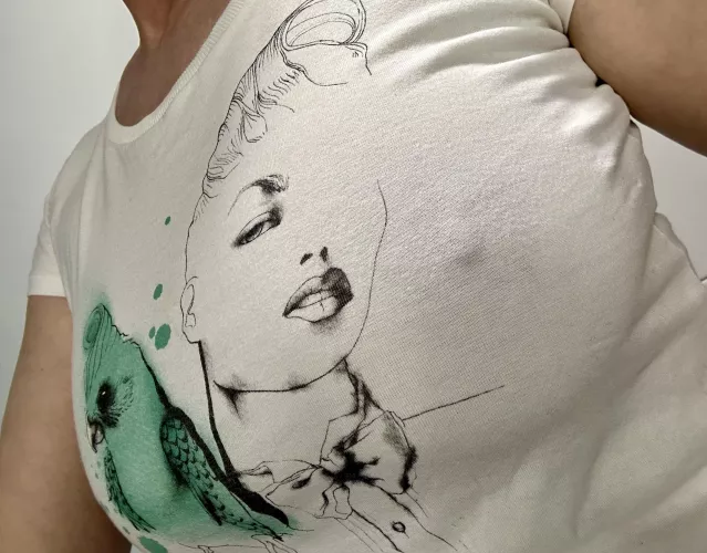 Braless all day every day