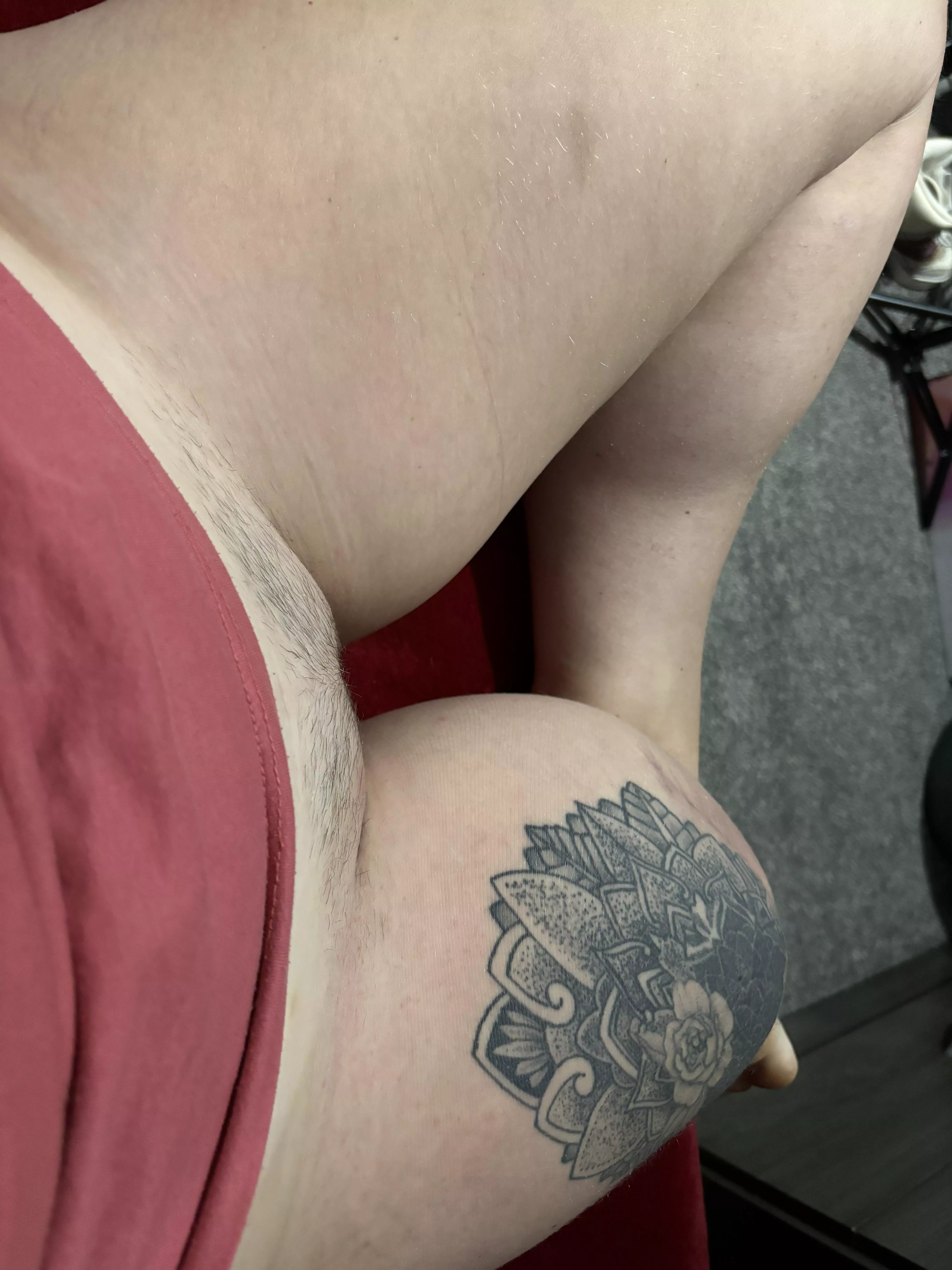 Insert head here 🤫