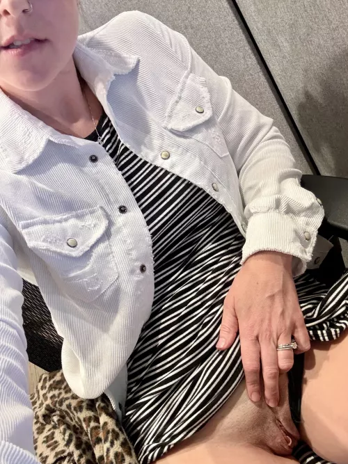 Just sitting here wet at work. Don’t mind me. (36)