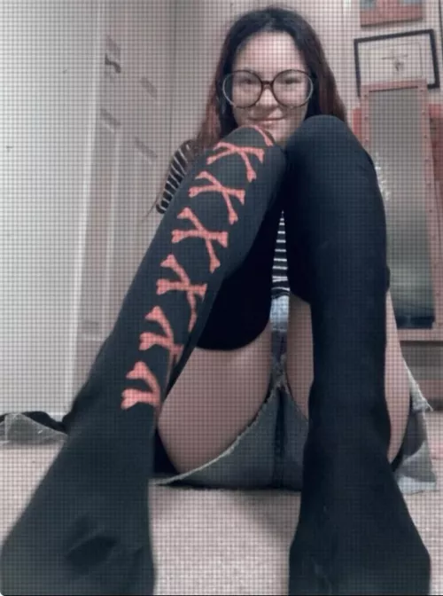 [selling] Spring sale until 05/14! All preworns are on BOGO ~Includes pantys/socks/bras/sets