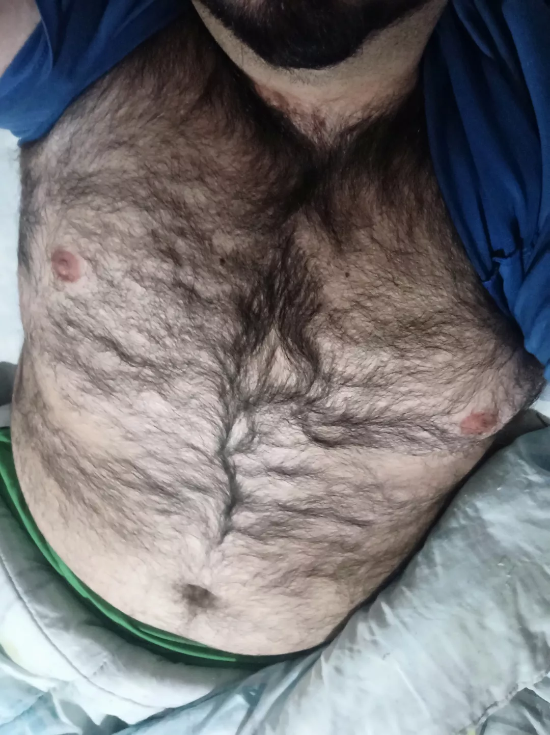 Somenone here loves hairy cubs?