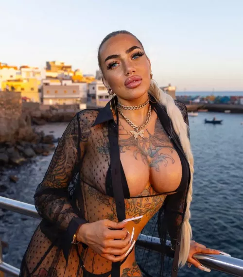 The definition of bolted on maxed - SpicyTattooDoll