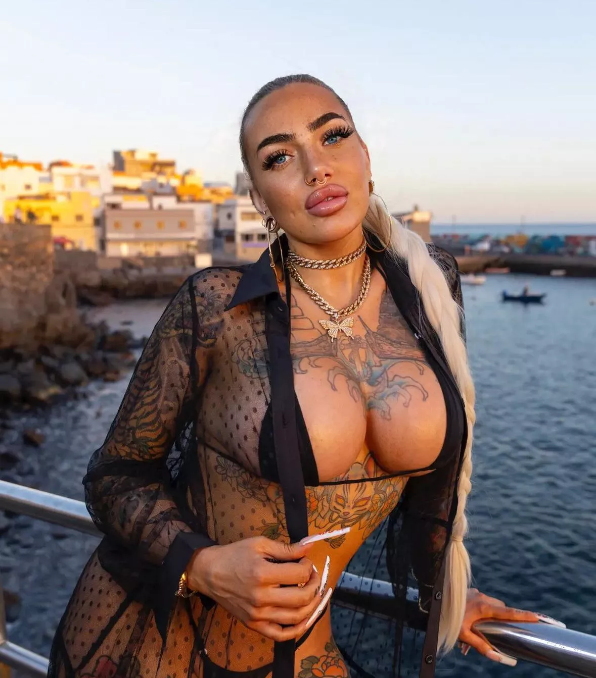 The definition of bolted on maxed - SpicyTattooDoll