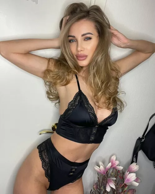 What time should I come over to clean? 😋😉😊💦