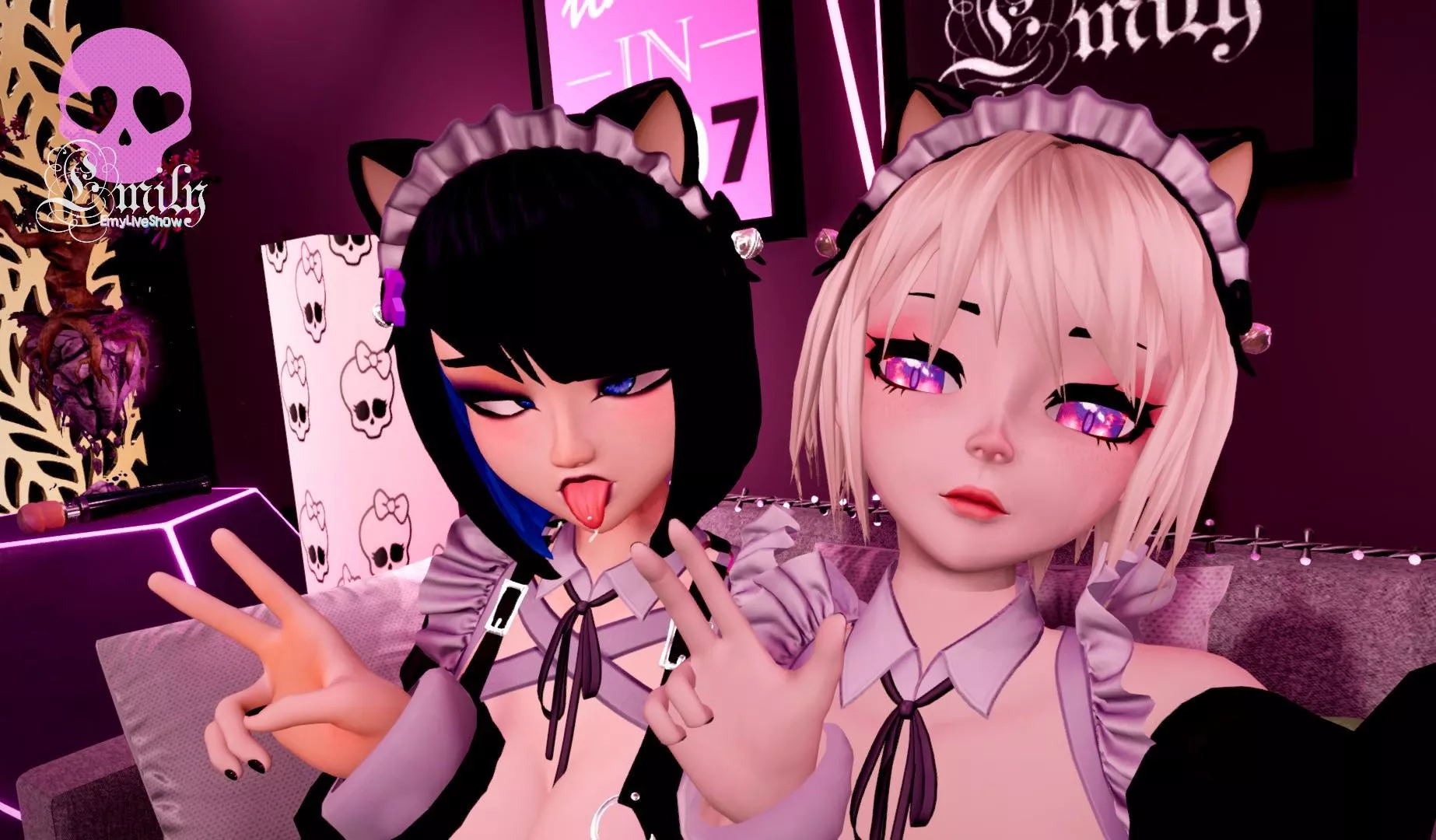 Emy and Nia are back together, join us ✌️ https://chaturbate.com/emyliveshow