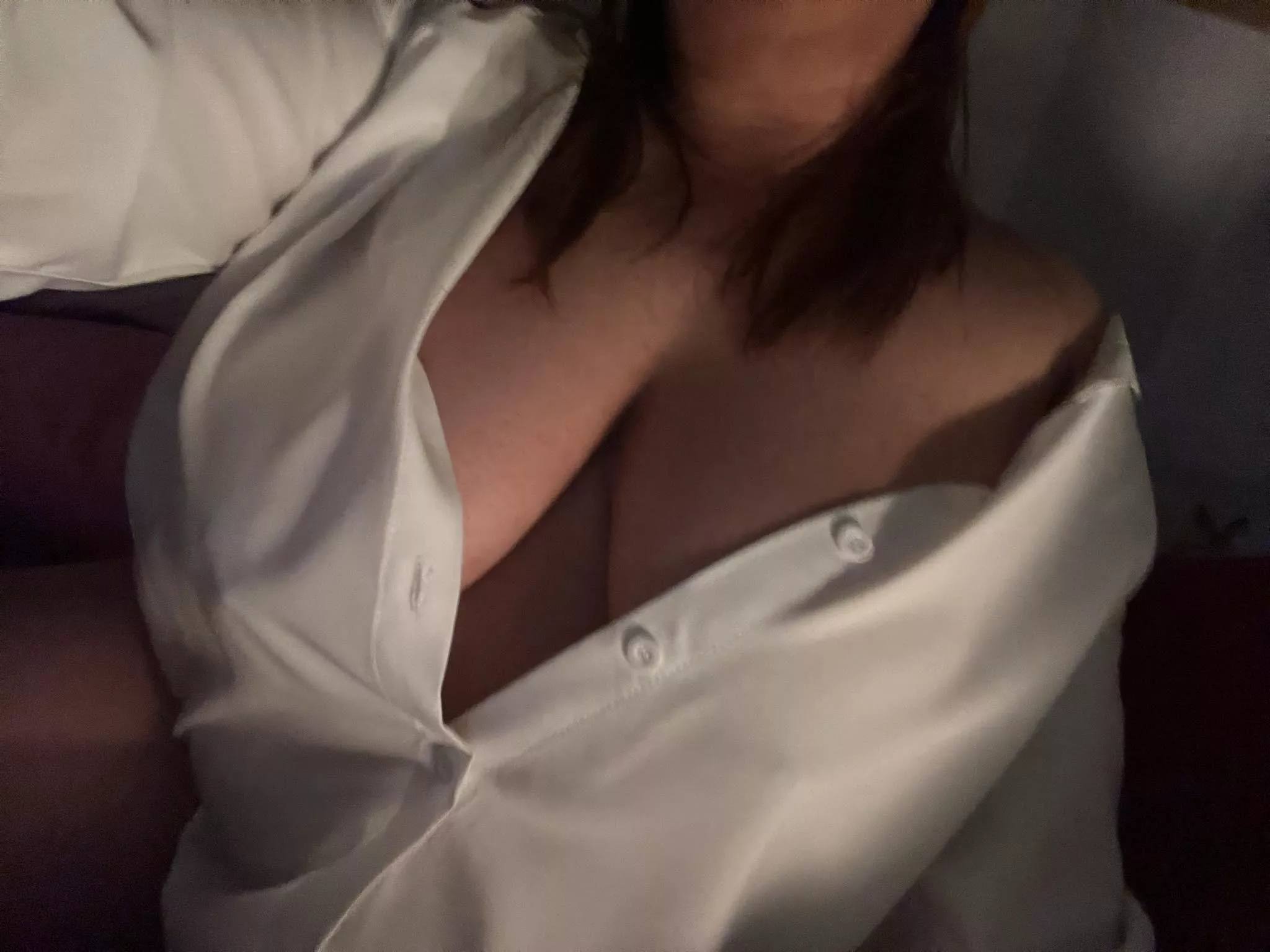 (F) 😮‍💨😮‍💨