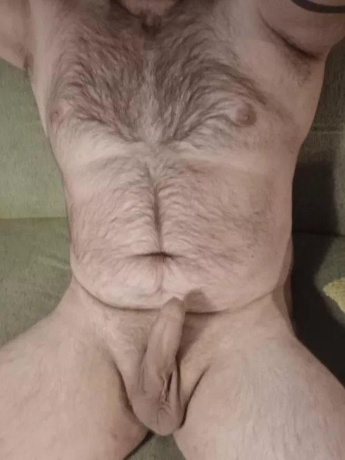 Good evening any one up for some middle of the week fun. You see i already am 🤭