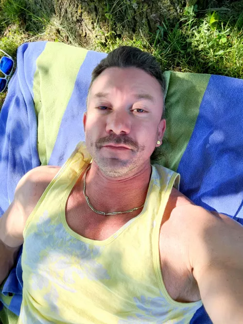 Guess who skipped work and went to the lake.