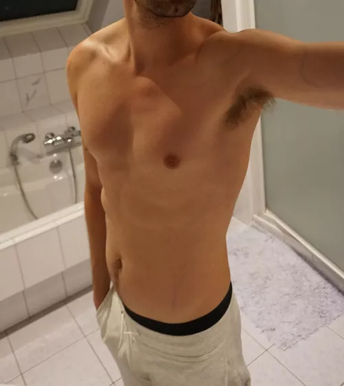 Happy Wednesday to all V-lovers. 👍