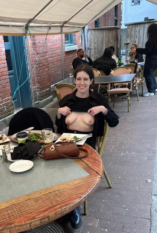 I can’t help myself, I love showing my tits off to people I go on dates with 