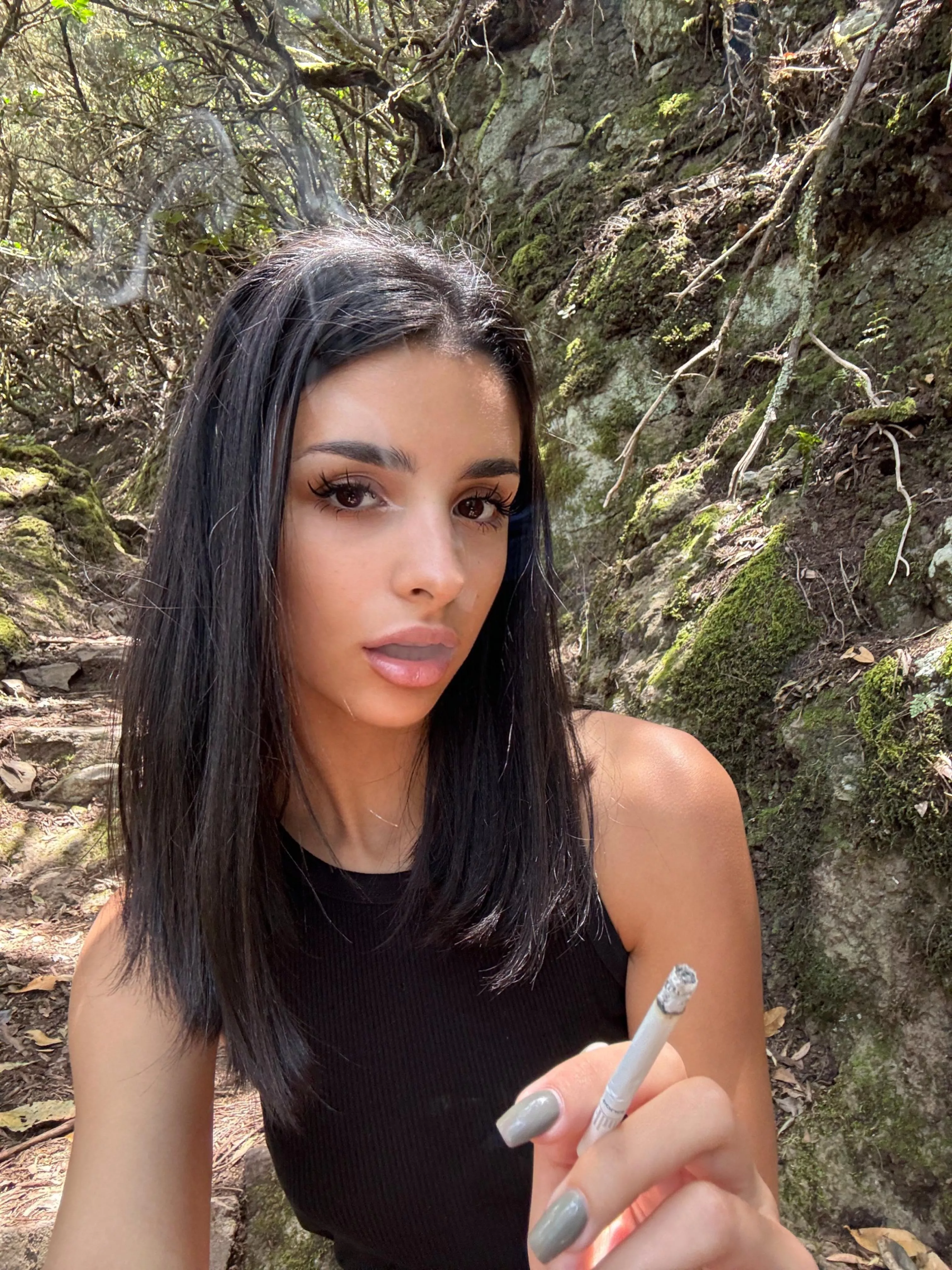 I love the taste of smoke! I love the taste of dick even more