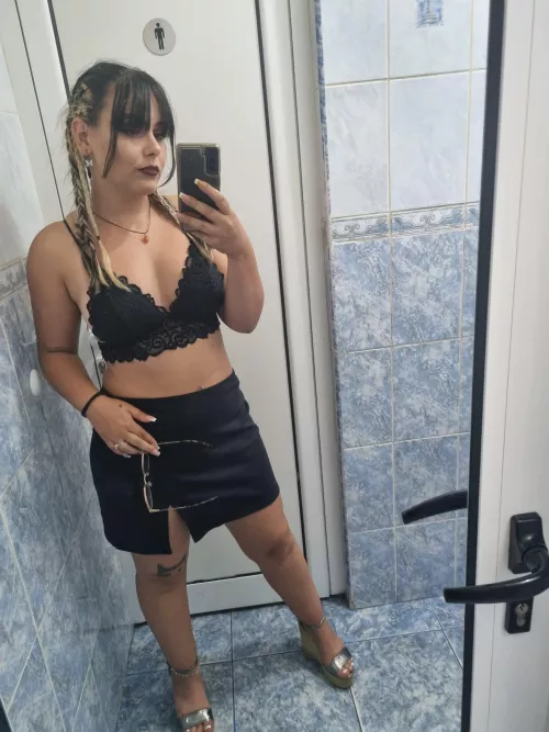 I want you to fuck me in front of this mirror