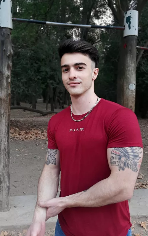 Just trying to look cute after training. I failed 🤣