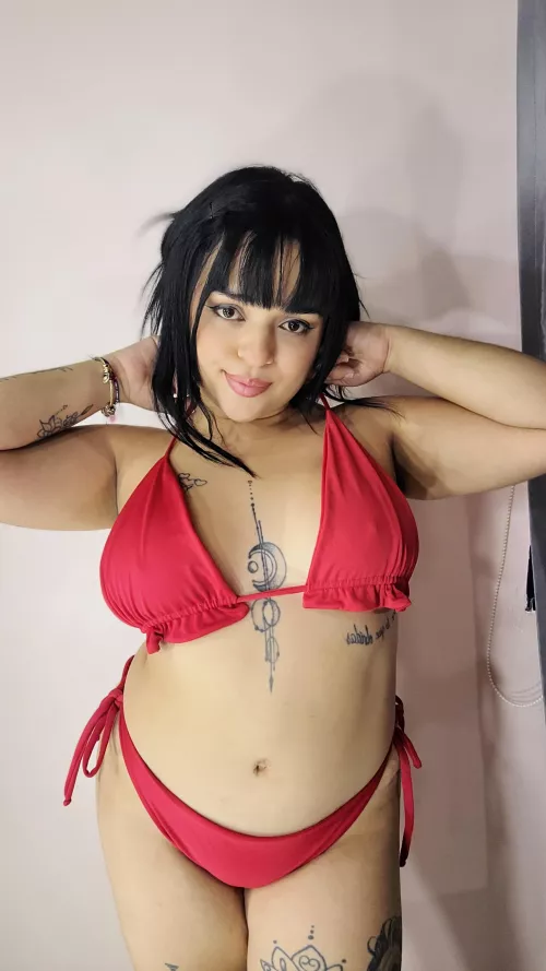 Red Hispanic bikini