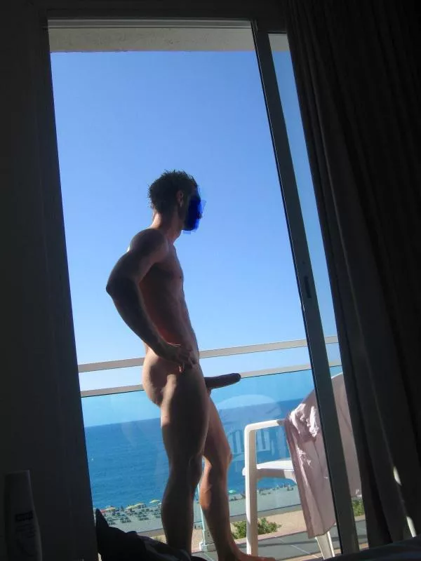 some people saw me, who cares on vacation 