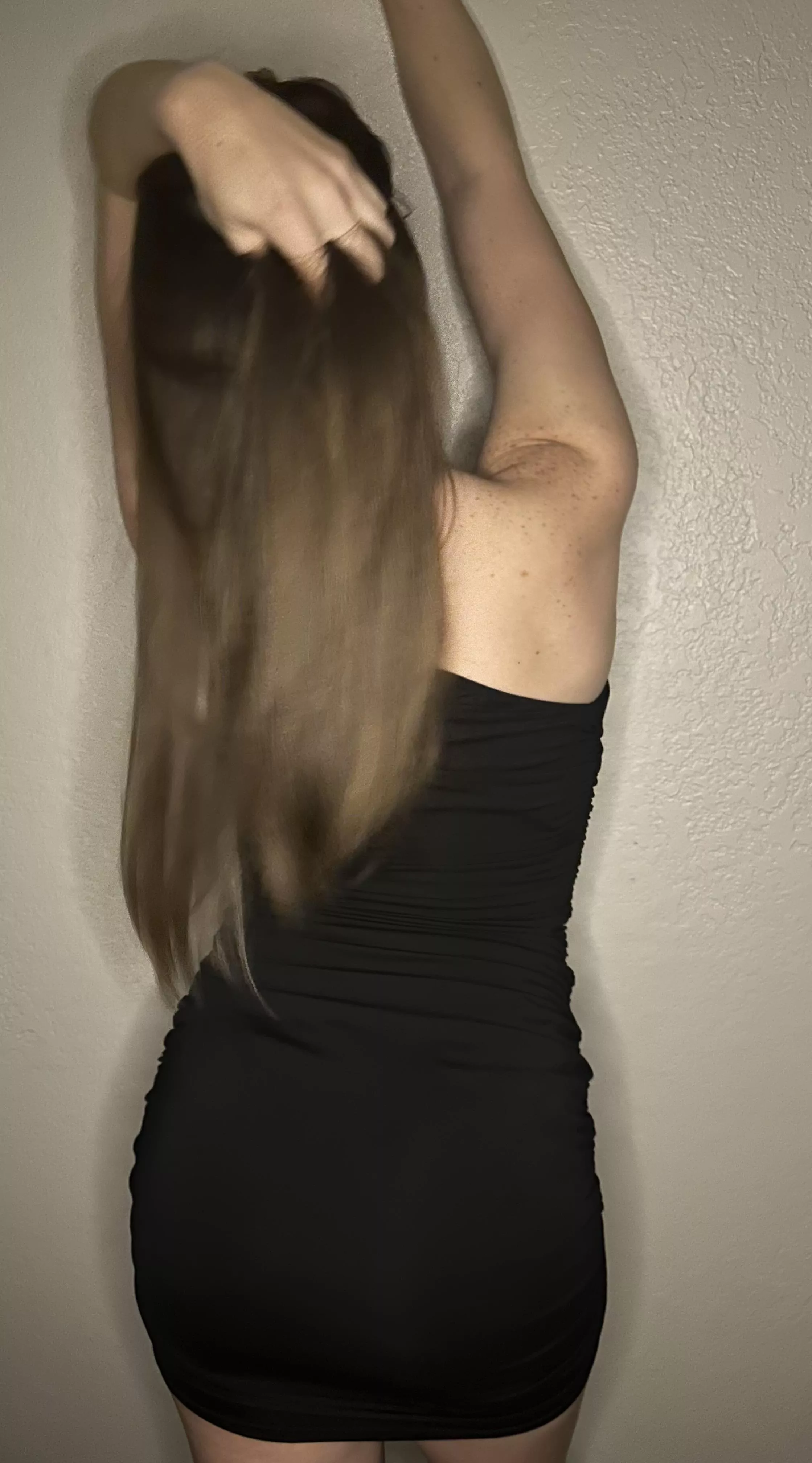 wish you were here to grab my hips