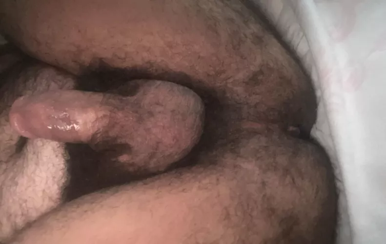 (21) sometimes feels like nobody likes a hairy butt like mine