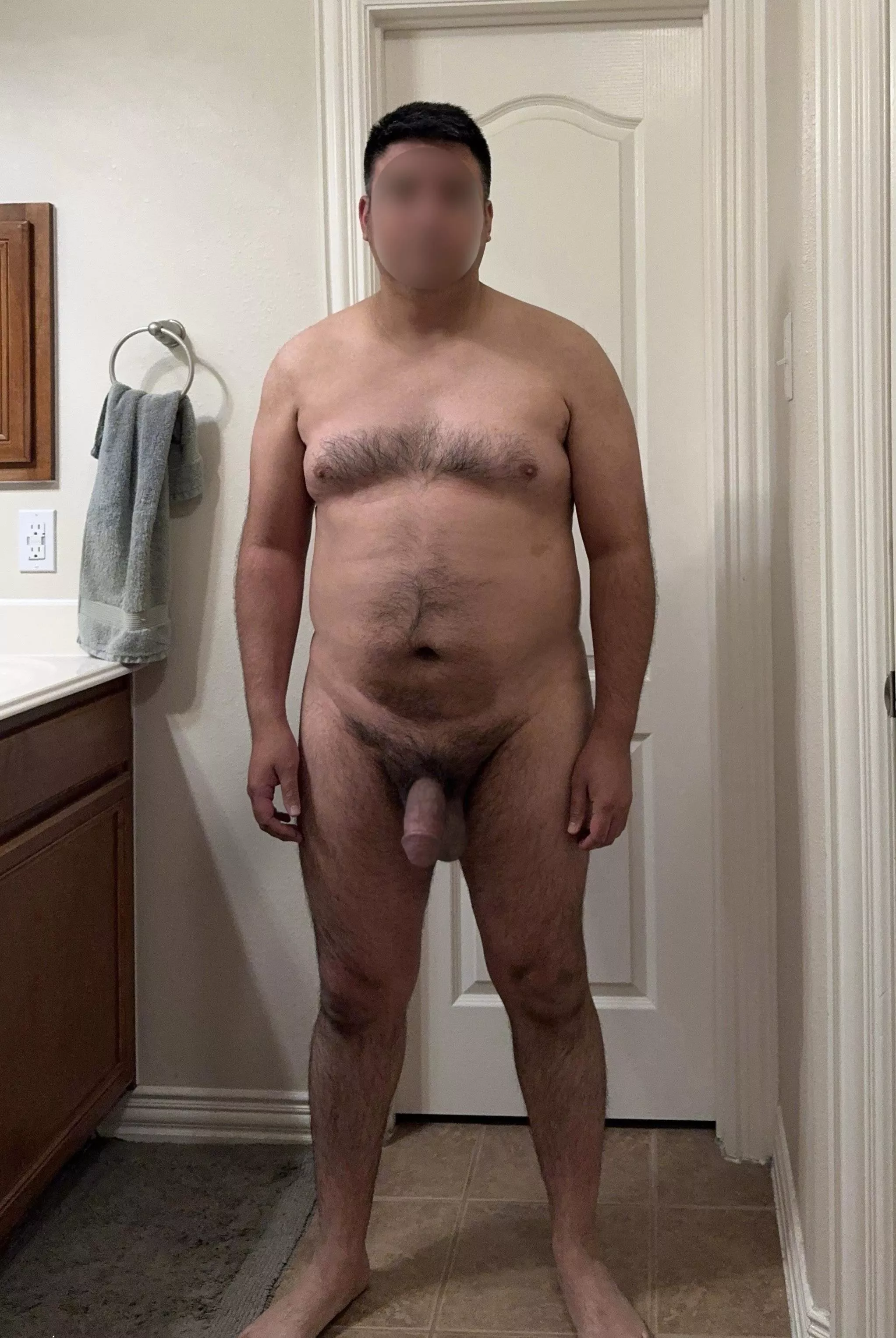 42m 230lbs 5’10