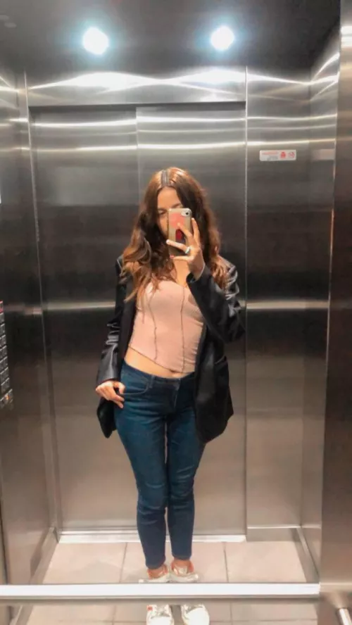 do you find me alluring in this outfit?