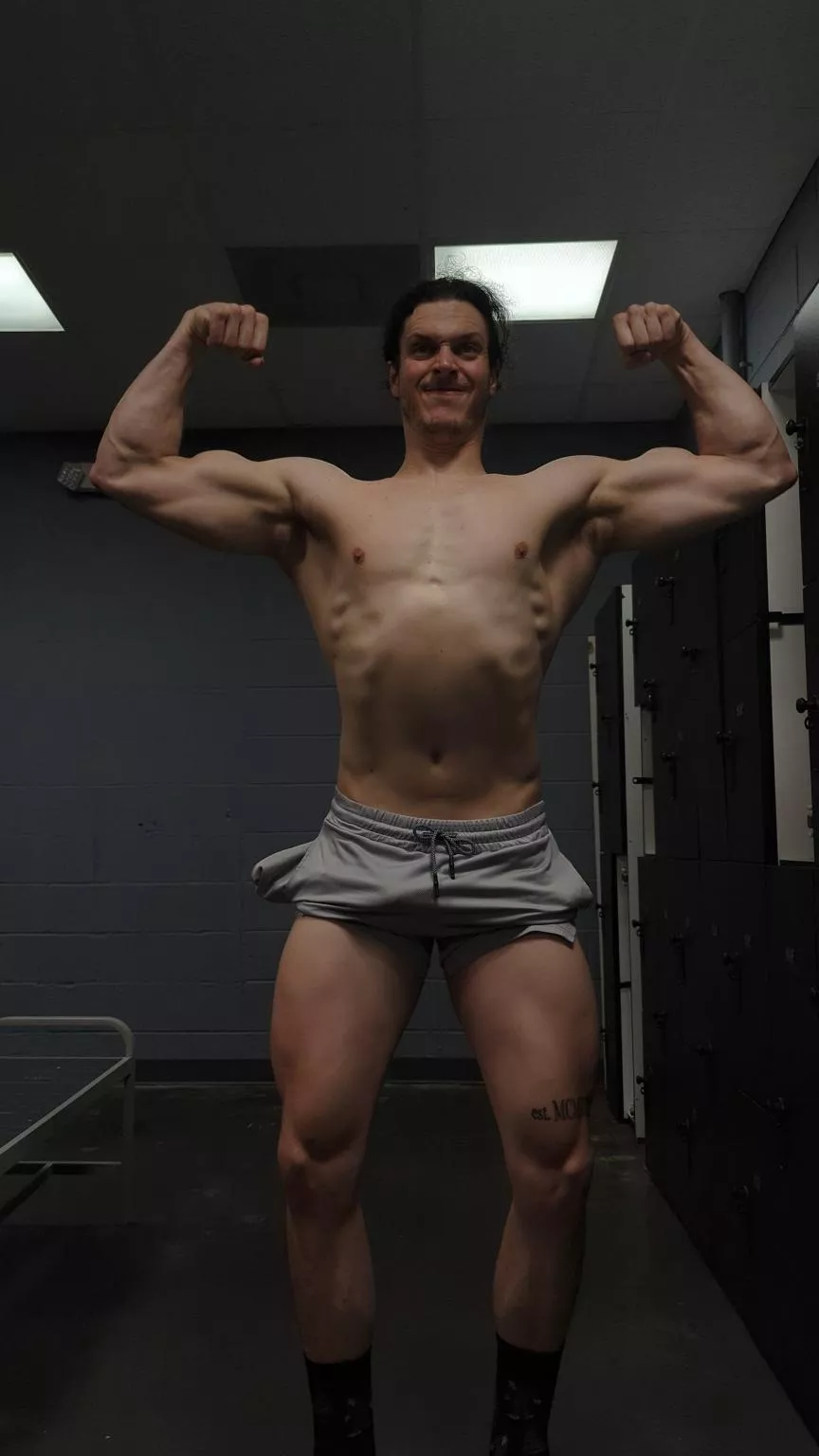 I'm curious, would you watch me masturbate?