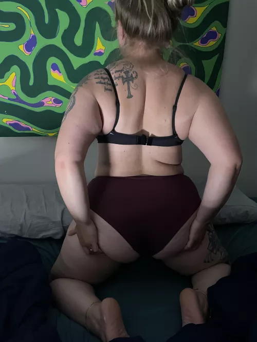 Lay down and I’ll sit on your face 