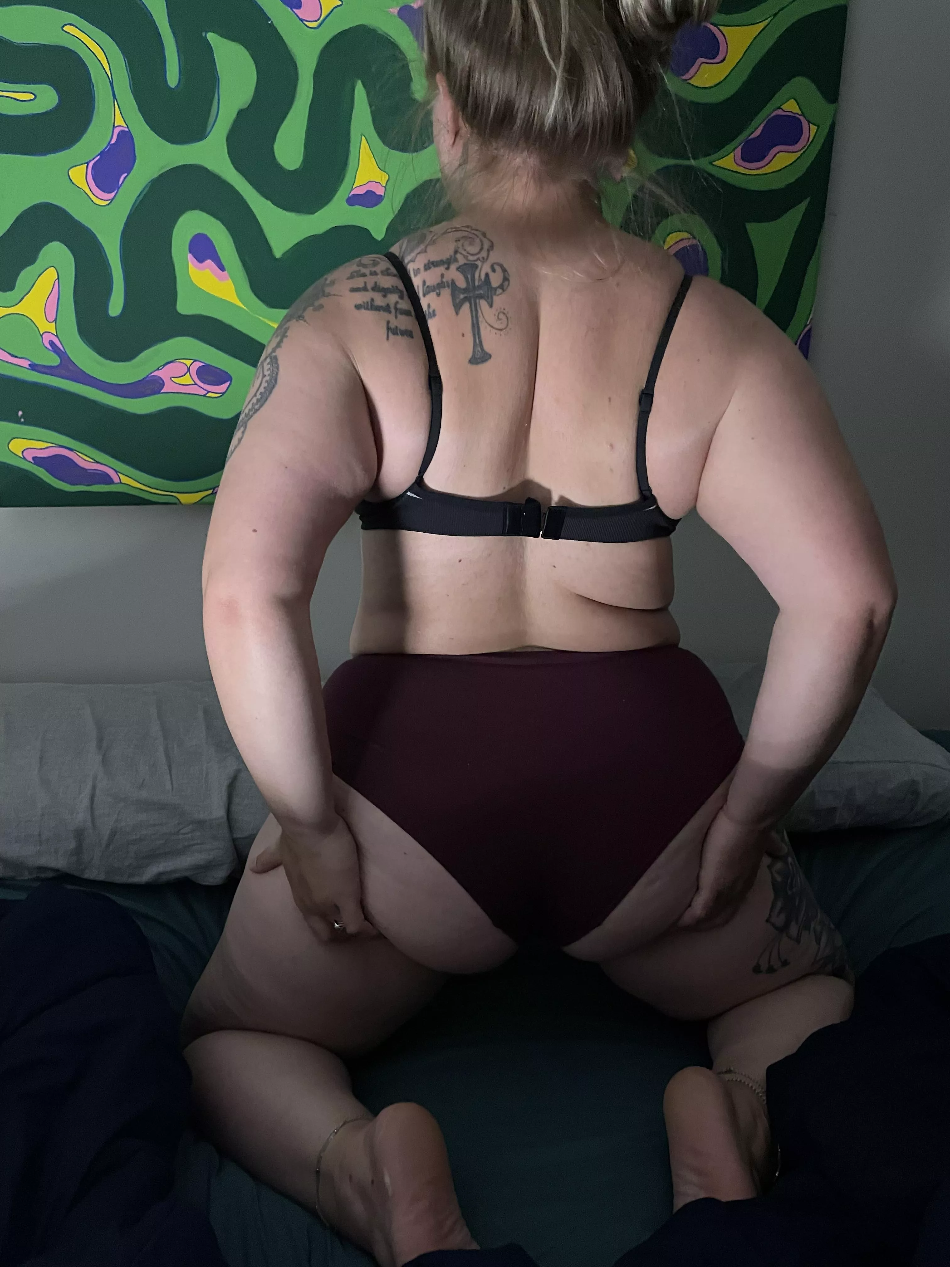 Lay down and I’ll sit on your face 