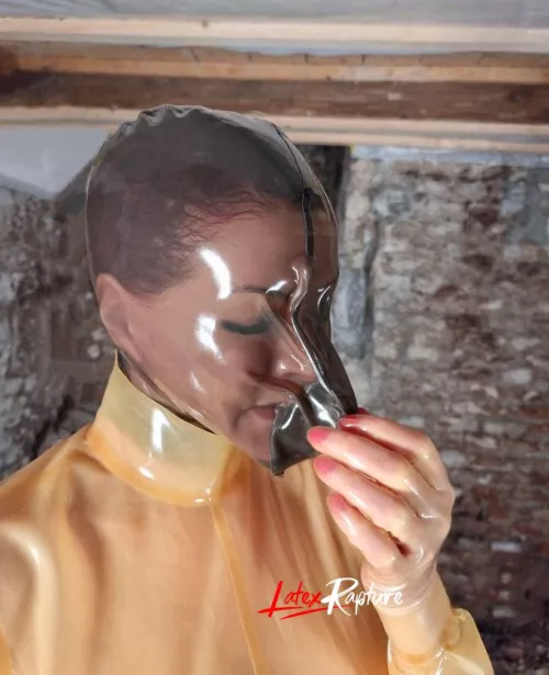 Layered hoods with a more intense one on top. Amazing feeling..